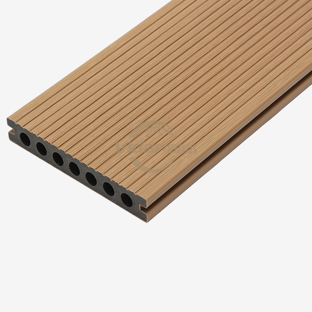 Cubierta de WPC de coextrusión de color nogal de 143*21,5 mm Decking hueco antideslizante de Wpc para patio trasero