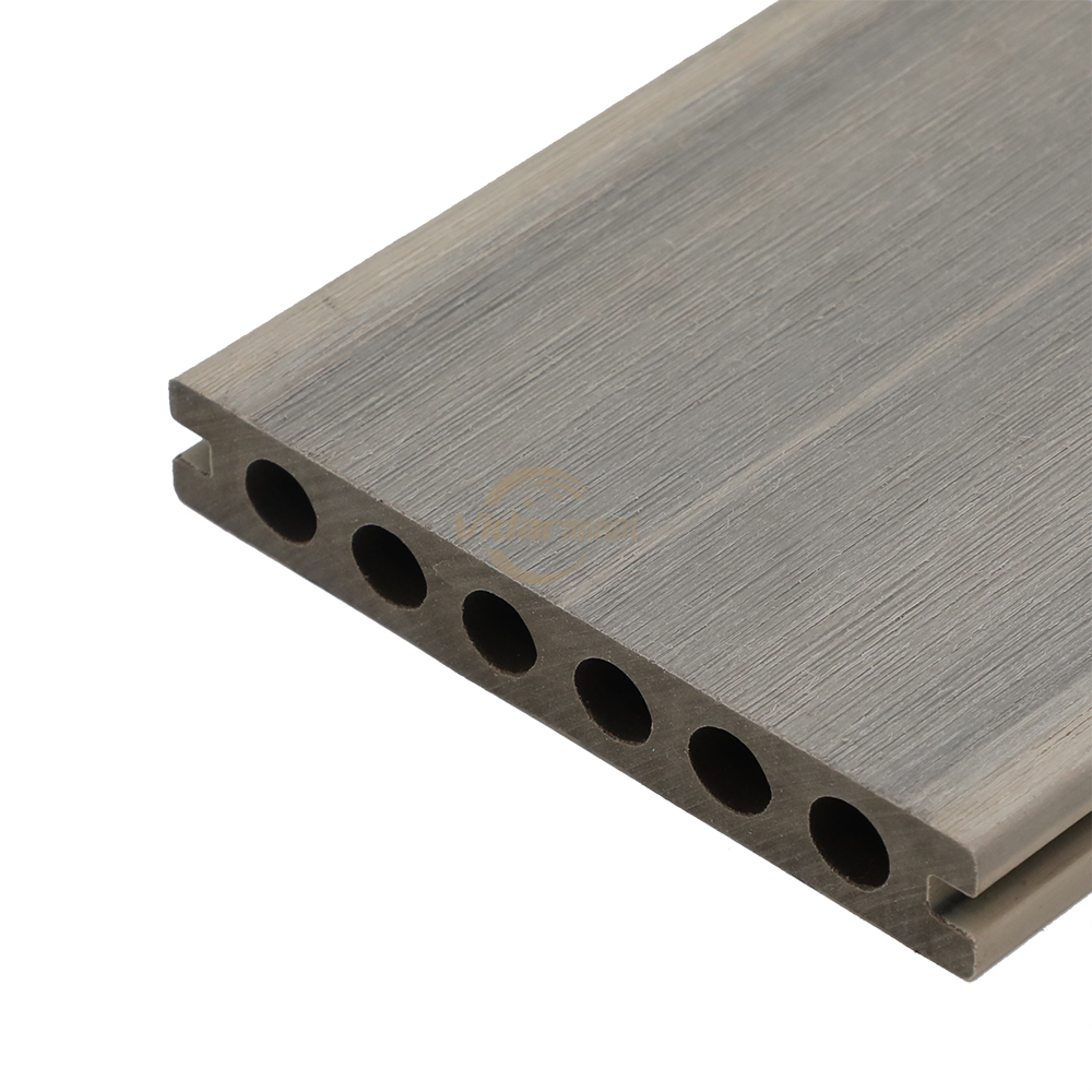 Terraza hueca ecol&oacute;gica de WPC